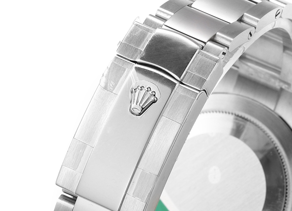 Datejust 41 Silver Dial Roman Markers with Rainbow D1am0nd Bezel in Steel on Oyster Bracelet